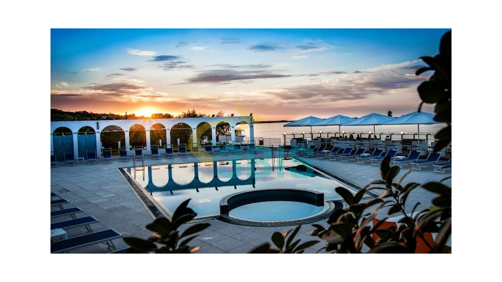Hotel Mon Jardin din Delta Dunarii Oferte și tarife. Birou de Rezervari. Calculează-ți oferta singur, in 2 minute!