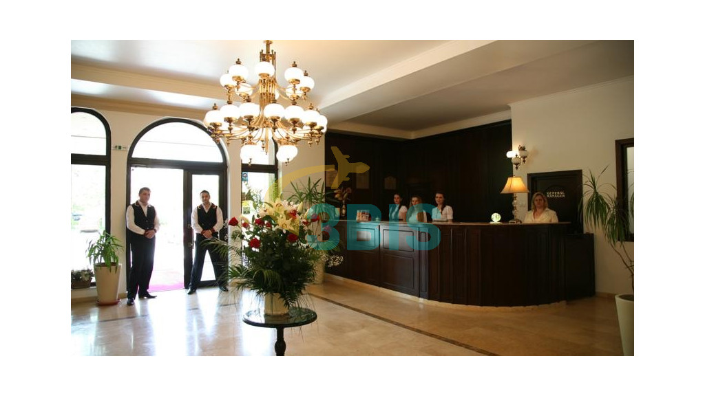 Hotel Richmond din Mamaia Oferte și tarife. Birou de Rezervari. Calculează-ți oferta singur, in 2 minute!