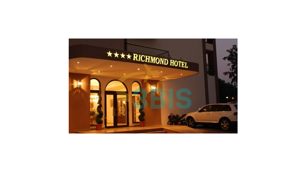 Hotel Richmond din Mamaia Oferte și tarife. Birou de Rezervari. Calculează-ți oferta singur, in 2 minute!