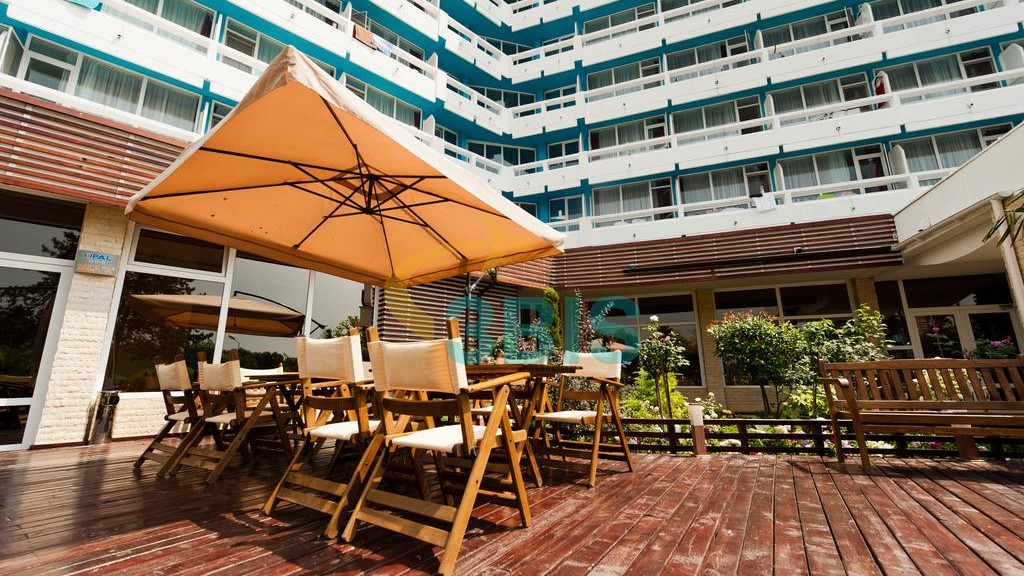 Hotel Opal din Mangalia Oferte și tarife. Birou de Rezervari. Calculează-ți oferta singur, in 2 minute!