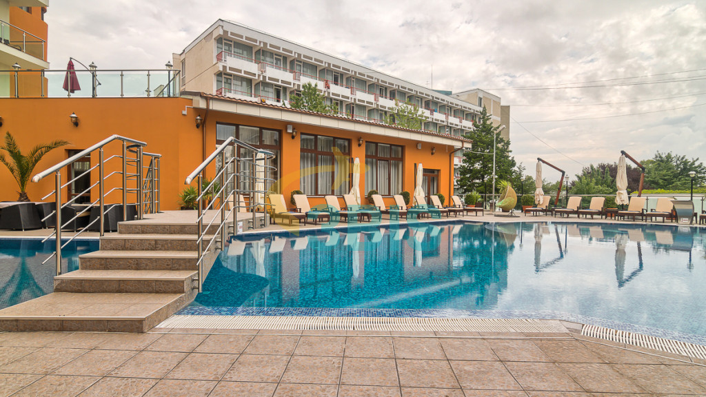 Hotel Saturn din Saturn Oferte și tarife. Birou de Rezervari. Calculează-ți oferta singur, in 2 minute!