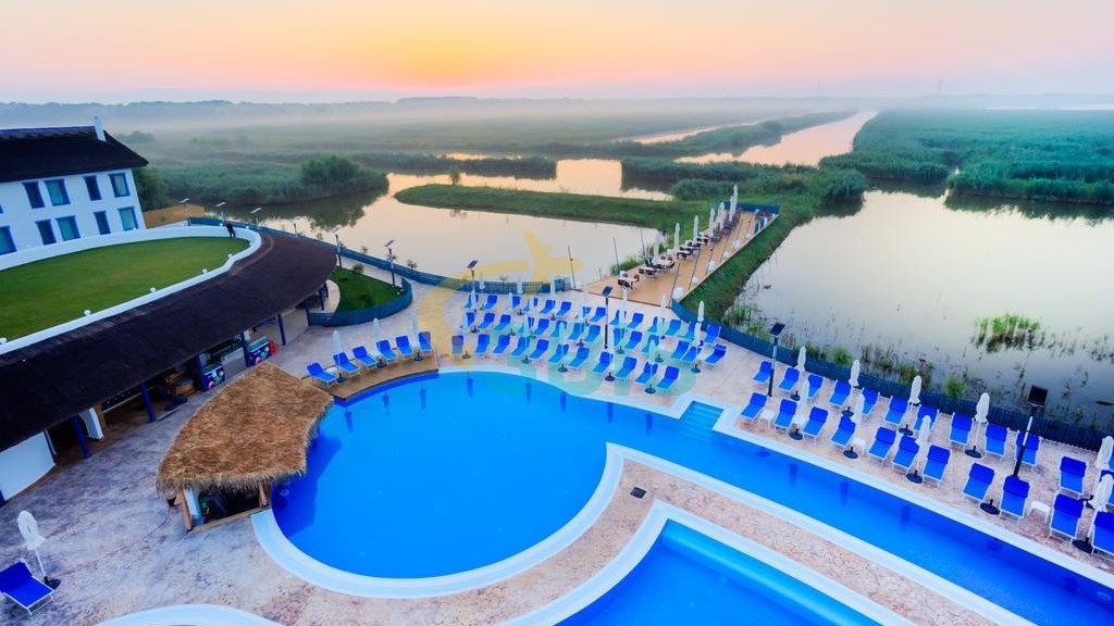 Hotel Peninsula Resort din Delta Dunarii Oferte și tarife. Birou de Rezervari. Calculează-ți oferta singur, in 2 minute!