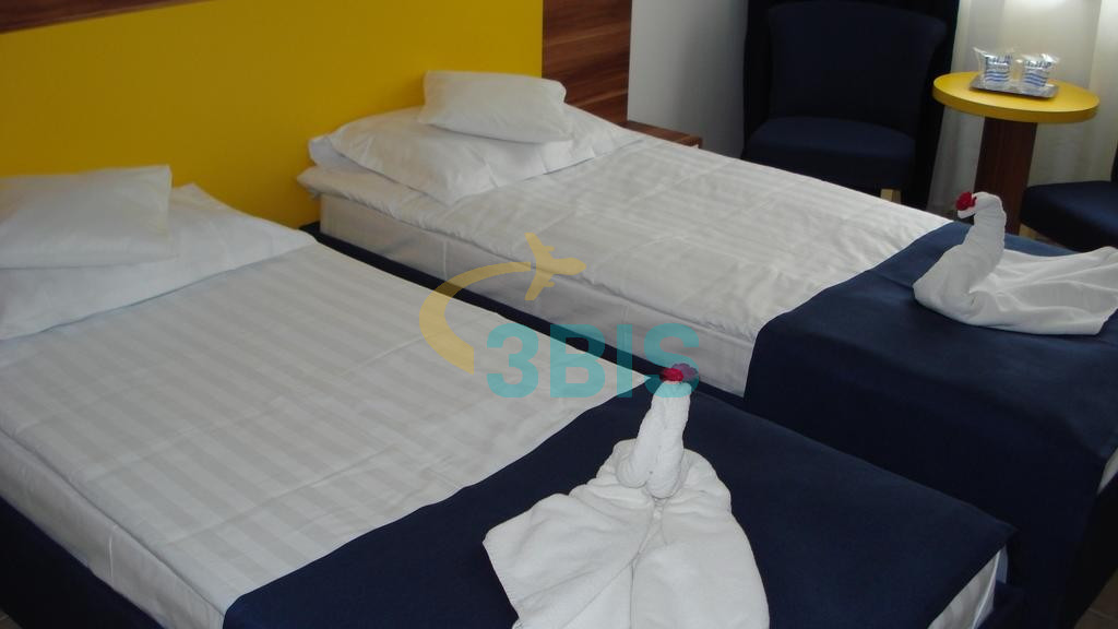Hotel Narcis din Saturn Oferte și tarife. Birou de Rezervari. Calculează-ți oferta singur, in 2 minute!