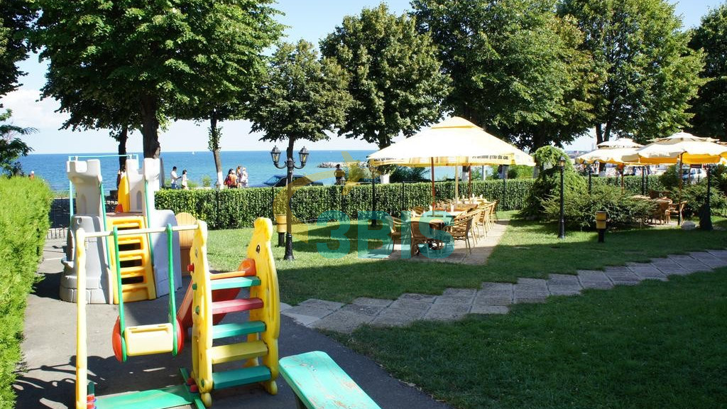 Hotel Corsa din Mangalia Oferte și tarife. Birou de Rezervari. Calculează-ți oferta singur, in 2 minute!