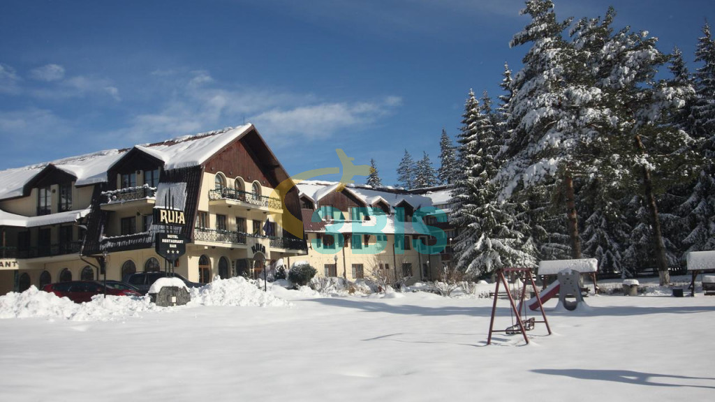 Hotel Ruia  din Poiana Brasov Oferte și tarife. Birou de Rezervari. Calculează-ți oferta singur, in 2 minute!