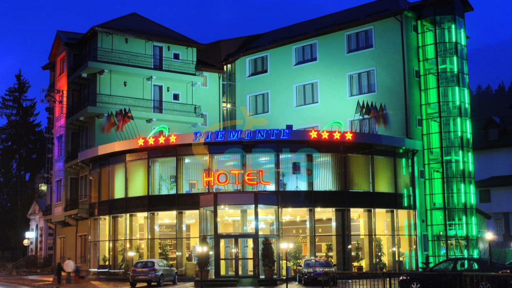 Hotel Piemonte din Predeal Oferte și tarife. Birou de Rezervari. Calculează-ți oferta singur, in 2 minute!