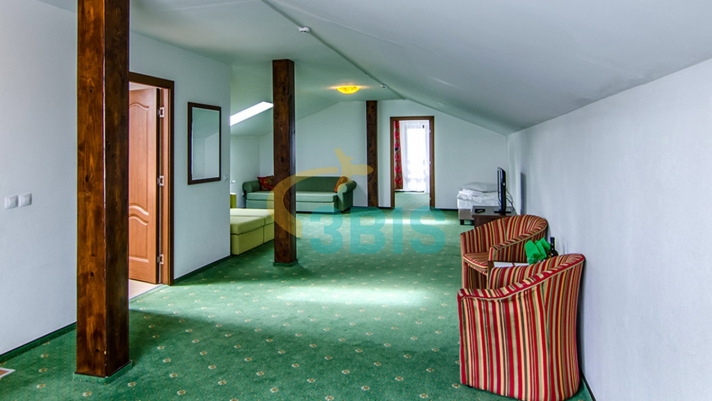 Hotel Piatra Craiului din Fundata Oferte și tarife. Birou de Rezervari. Calculează-ți oferta singur, in 2 minute!