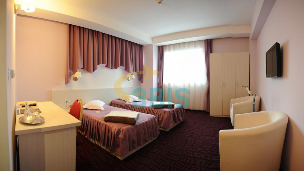 Hotel Nevis din Oradea Oferte și tarife. Birou de Rezervari. Calculează-ți oferta singur, in 2 minute!