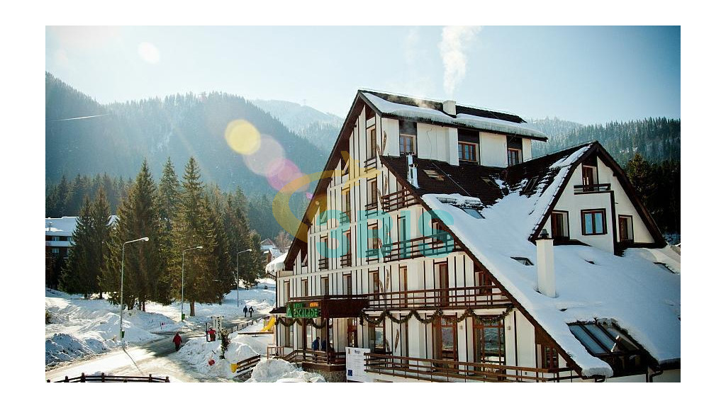 Hotel ESCALADE din Poiana Brasov Oferte și tarife. Birou de Rezervari. Calculează-ți oferta singur, in 2 minute!