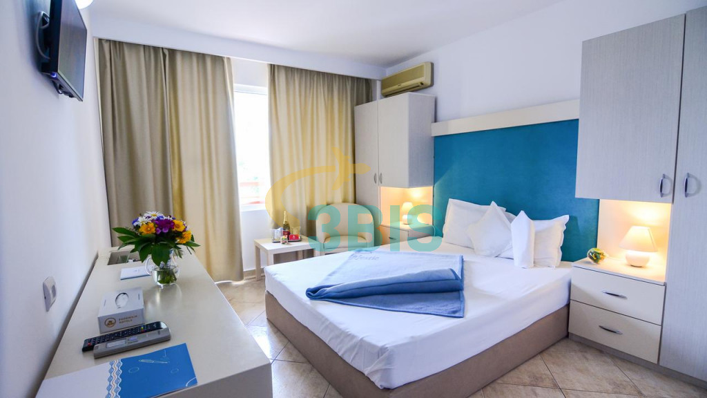 Hotel Majestic din Mamaia Oferte și tarife. Birou de Rezervari. Calculează-ți oferta singur, in 2 minute!