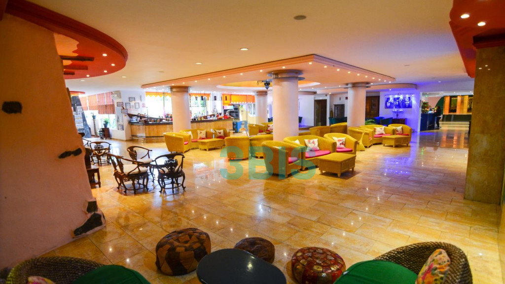 Hotel Majestic din Mamaia Oferte și tarife. Birou de Rezervari. Calculează-ți oferta singur, in 2 minute!