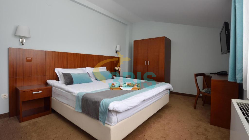 Hotel Ozone din Baile Tusnad Oferte și tarife. Birou de Rezervari. Calculează-ți oferta singur, in 2 minute!