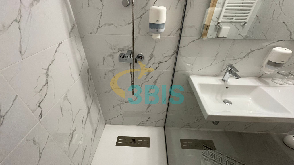 Hotel Caciulata Complex balnear Cozia din Calimanesti-Caciulata Oferte și tarife. Birou de Rezervari. Calculează-ți oferta singur, in 2 minute!