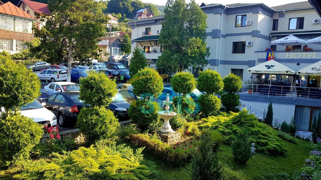 Hotel Suprem din Baile Olanesti Oferte și tarife. Birou de Rezervari. Calculează-ți oferta singur, in 2 minute!
