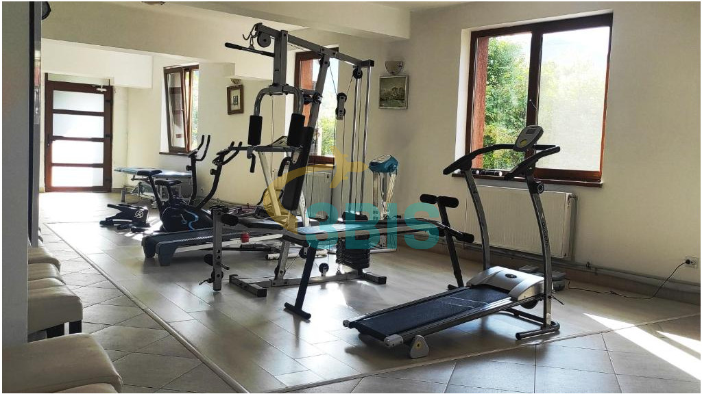 Hotel Suprem din Baile Olanesti Oferte și tarife. Birou de Rezervari. Calculează-ți oferta singur, in 2 minute!