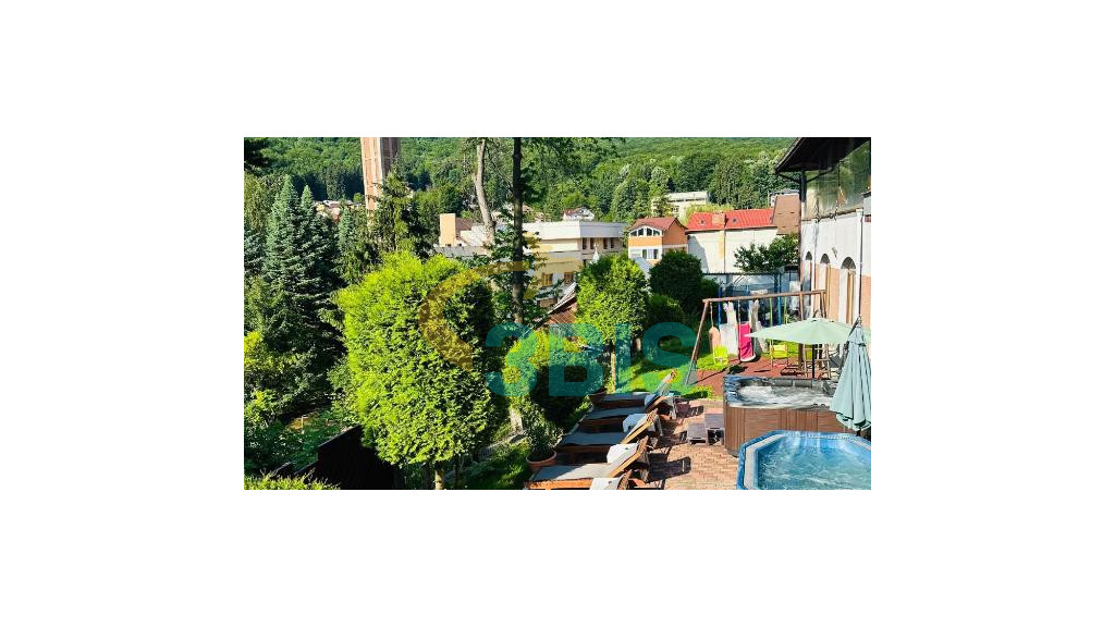 Hotel Suprem din Baile Olanesti Oferte și tarife. Birou de Rezervari. Calculează-ți oferta singur, in 2 minute!