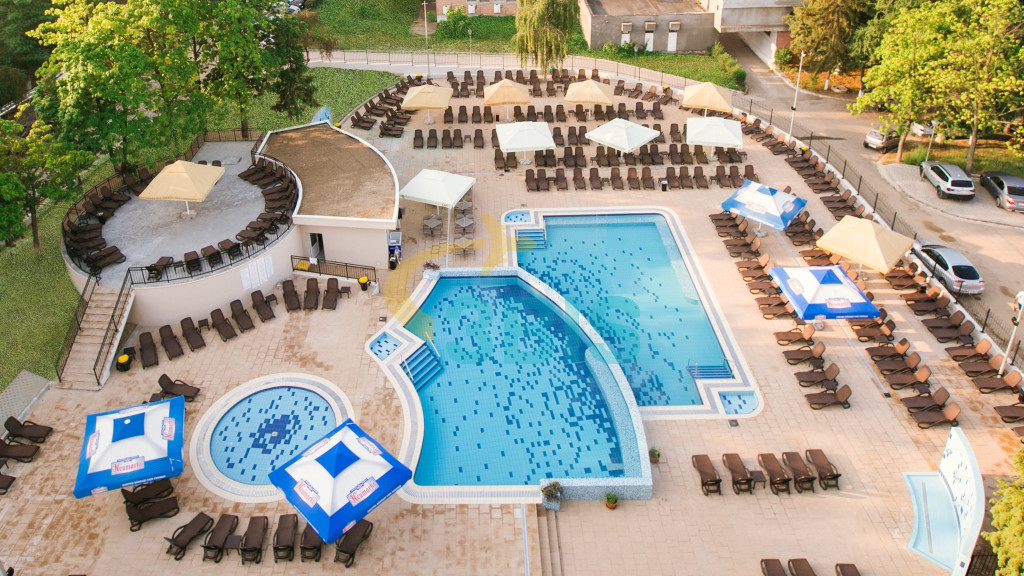 Hotel Poienita din Baile Felix Oferte și tarife. Birou de Rezervari. Calculează-ți oferta singur, in 2 minute!