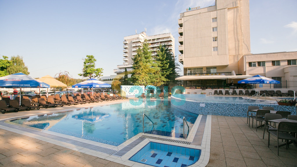 Hotel Poienita din Baile Felix Oferte și tarife. Birou de Rezervari. Calculează-ți oferta singur, in 2 minute!