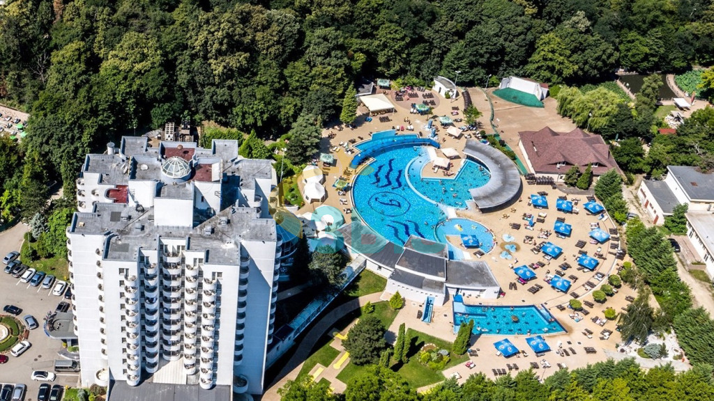 Hotel International din Baile Felix Oferte și tarife. Birou de Rezervari. Calculează-ți oferta singur, in 2 minute!