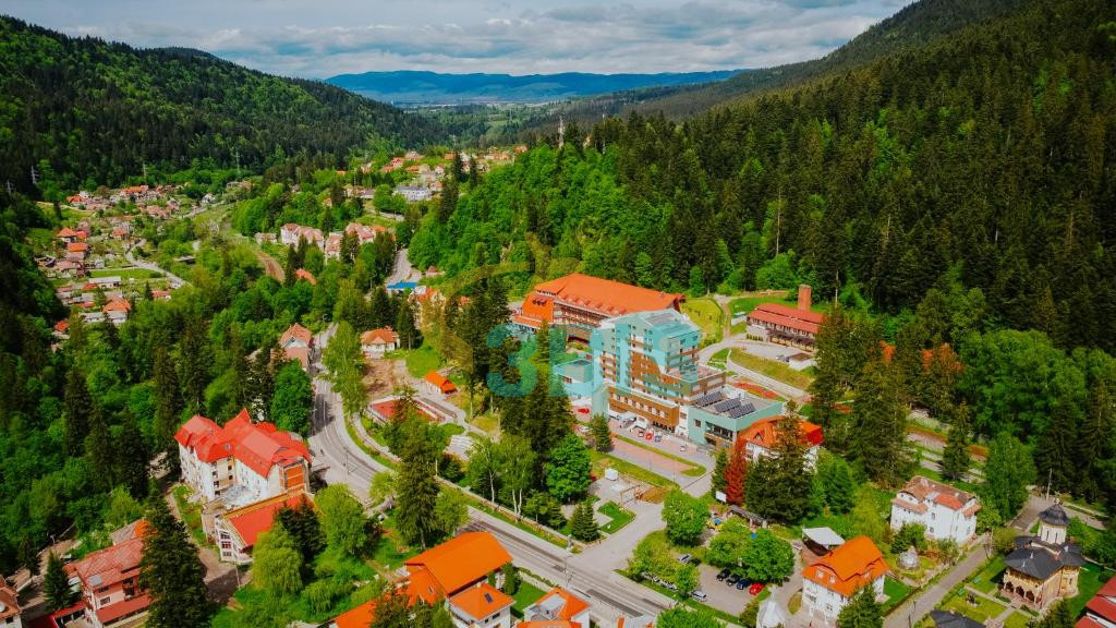 Hotel Ozone din Baile Tusnad Oferte și tarife. Birou de Rezervari. Calculează-ți oferta singur, in 2 minute!