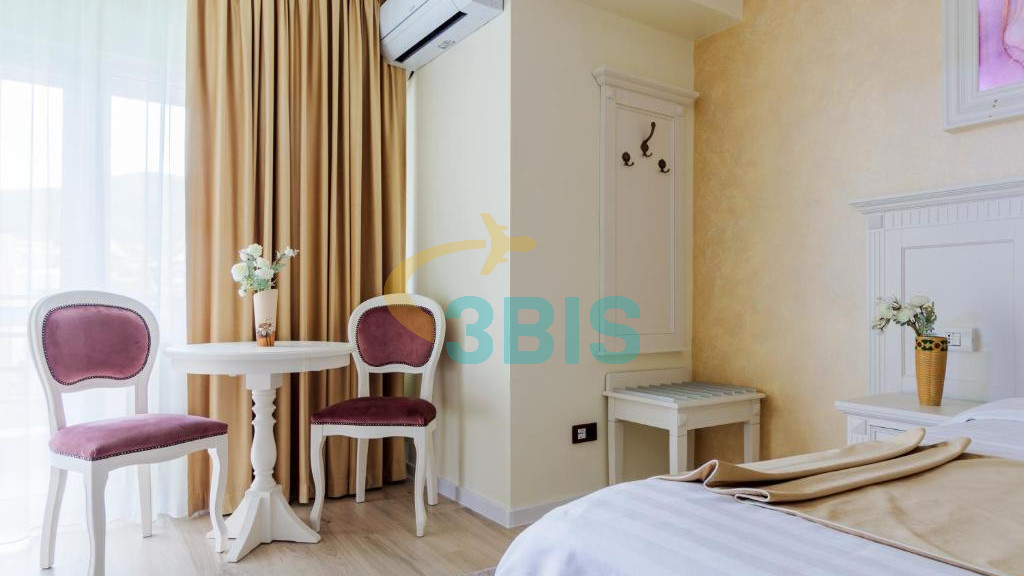 Hotel Central din Baile Olanesti Oferte și tarife. Birou de Rezervari. Calculează-ți oferta singur, in 2 minute!