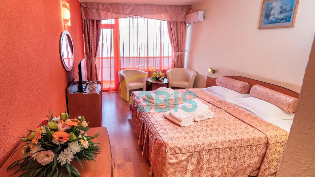 Hotel Paradiso din Mangalia Oferte și tarife. Birou de Rezervari. Calculează-ți oferta singur, in 2 minute!