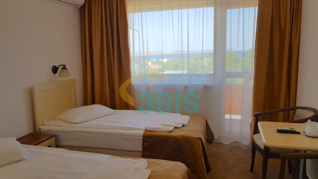 Hotel Petrolul  din Eforie Nord Oferte și tarife. Birou de Rezervari. Calculează-ți oferta singur, in 2 minute!