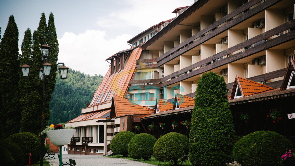 Hotel Ciucas din Baile Tusnad Oferte și tarife. Birou de Rezervari. Calculează-ți oferta singur, in 2 minute!