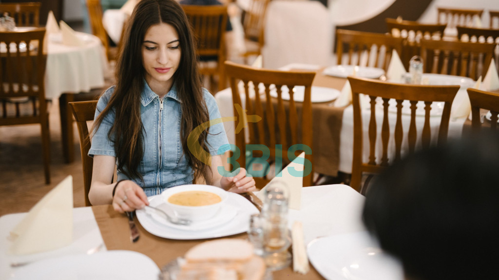 Hotel Ciucas din Baile Tusnad Oferte și tarife. Birou de Rezervari. Calculează-ți oferta singur, in 2 minute!