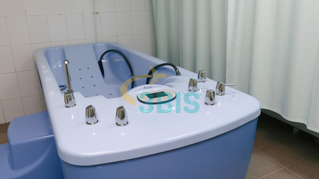 Hotel Ciucas din Baile Tusnad Oferte și tarife. Birou de Rezervari. Calculează-ți oferta singur, in 2 minute!