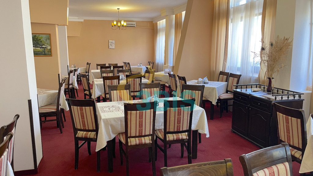 Hotel Oltenia din Baile Govora Oferte și tarife. Birou de Rezervari. Calculează-ți oferta singur, in 2 minute!