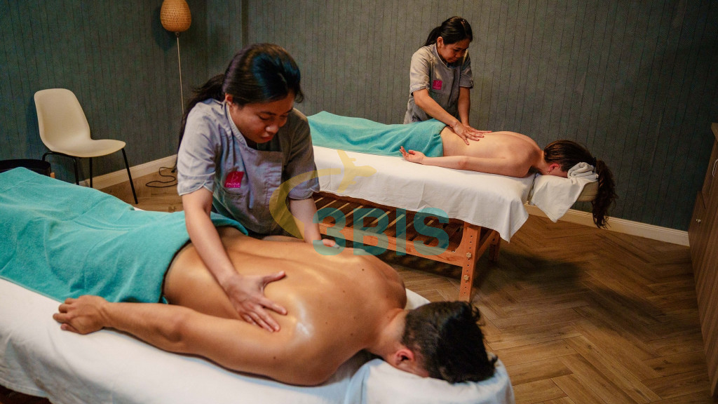 Hotel Diana din Baile Herculane Oferte și tarife. Birou de Rezervari. Calculează-ți oferta singur, in 2 minute!