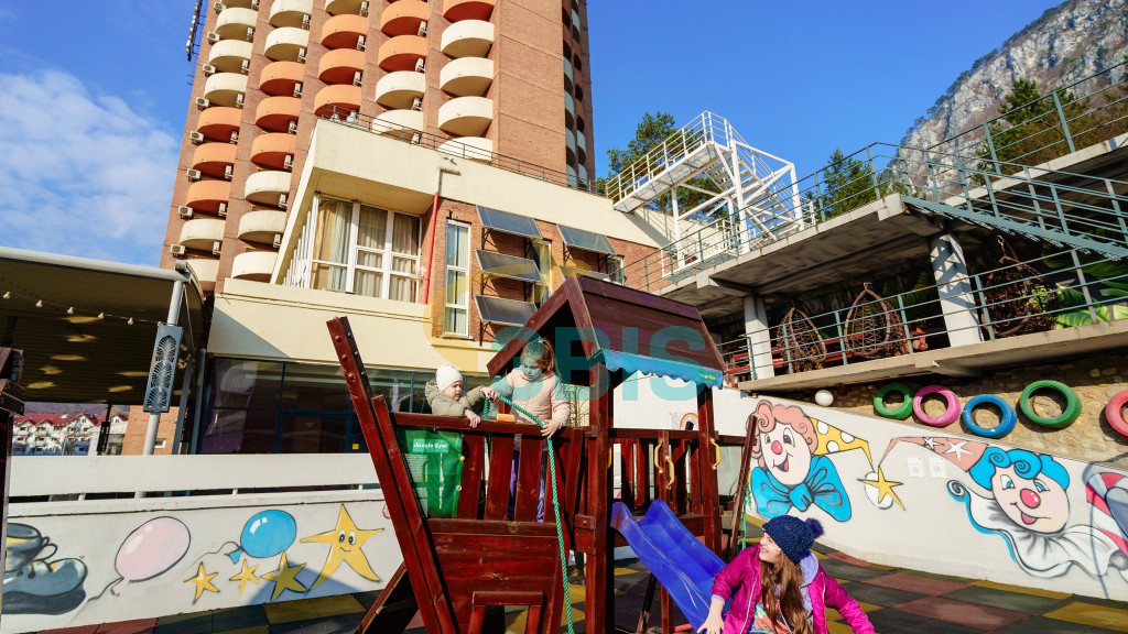 Hotel Afrodita din Baile Herculane Oferte și tarife. Birou de Rezervari. Calculează-ți oferta singur, in 2 minute!