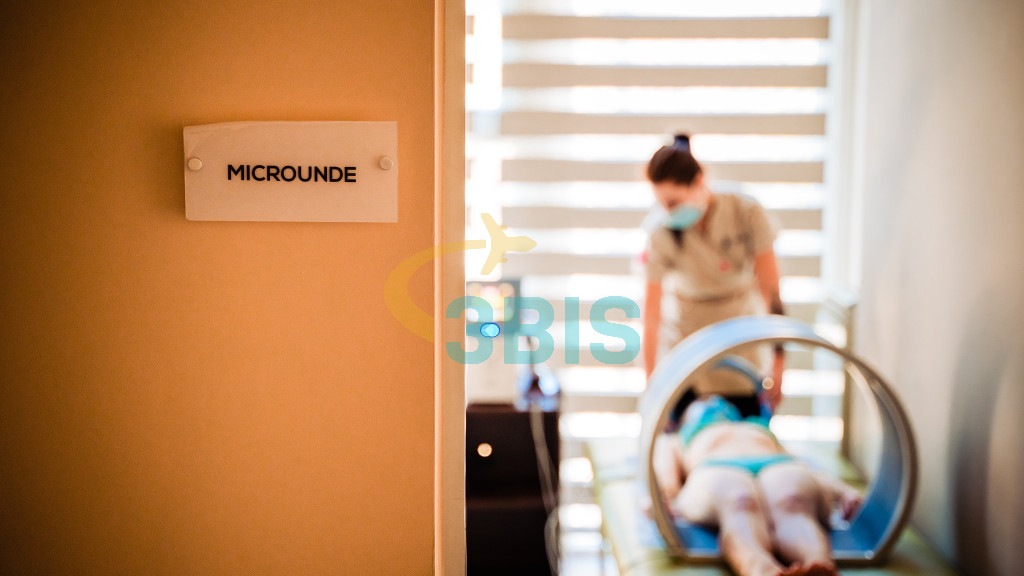 Hotel Afrodita din Baile Herculane Oferte și tarife. Birou de Rezervari. Calculează-ți oferta singur, in 2 minute!