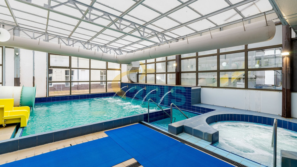 Hotel Central din Calimanesti-Caciulata Oferte și tarife. Birou de Rezervari. Calculează-ți oferta singur, in 2 minute!