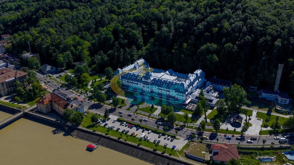 Hotel Central din Calimanesti-Caciulata Oferte și tarife. Birou de Rezervari. Calculează-ți oferta singur, in 2 minute!