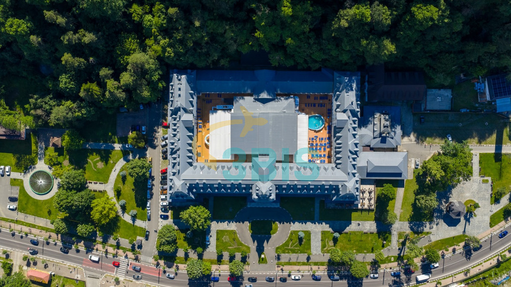 Hotel Central din Calimanesti-Caciulata Oferte și tarife. Birou de Rezervari. Calculează-ți oferta singur, in 2 minute!