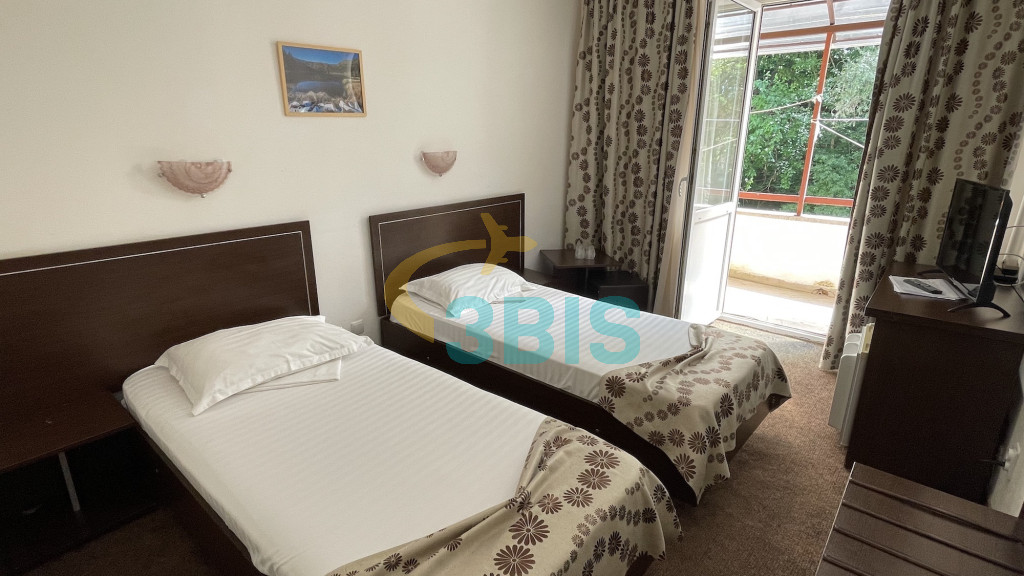 Hotel Oltenia din Baile Govora Oferte și tarife. Birou de Rezervari. Calculează-ți oferta singur, in 2 minute!