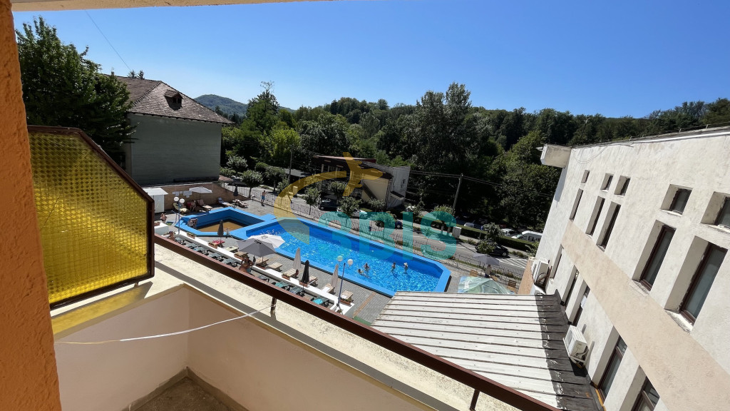 Hotel Oltenia din Baile Govora Oferte și tarife. Birou de Rezervari. Calculează-ți oferta singur, in 2 minute!