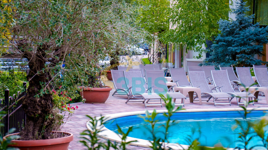 Hotel Izvoare din Calimanesti-Caciulata Oferte și tarife. Birou de Rezervari. Calculează-ți oferta singur, in 2 minute!