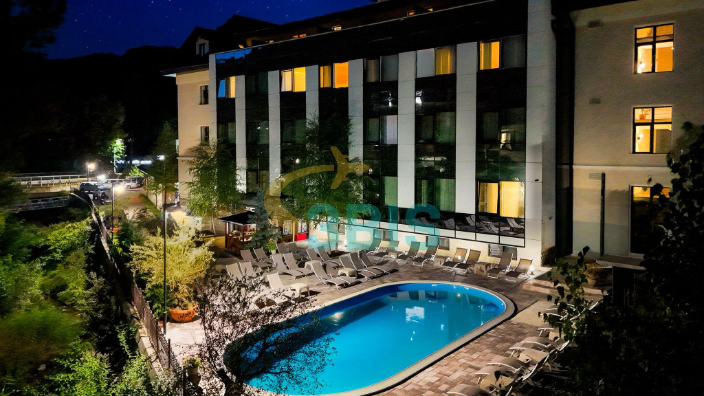 Hotel Izvoare din Calimanesti-Caciulata Oferte și tarife. Birou de Rezervari. Calculează-ți oferta singur, in 2 minute!