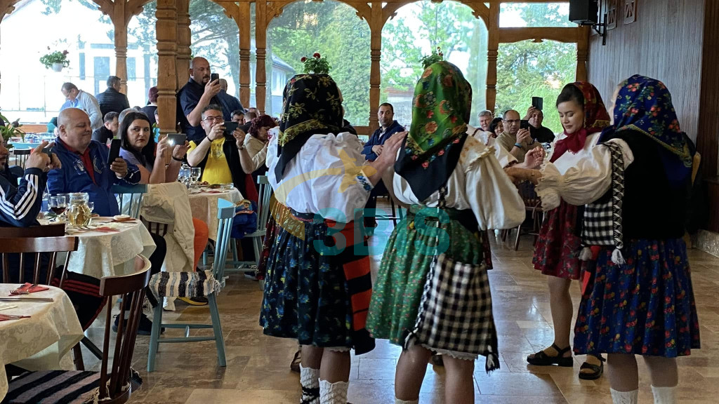 Hotel Craiasca din Ocna Sugatag Oferte și tarife. Birou de Rezervari. Calculează-ți oferta singur, in 2 minute!