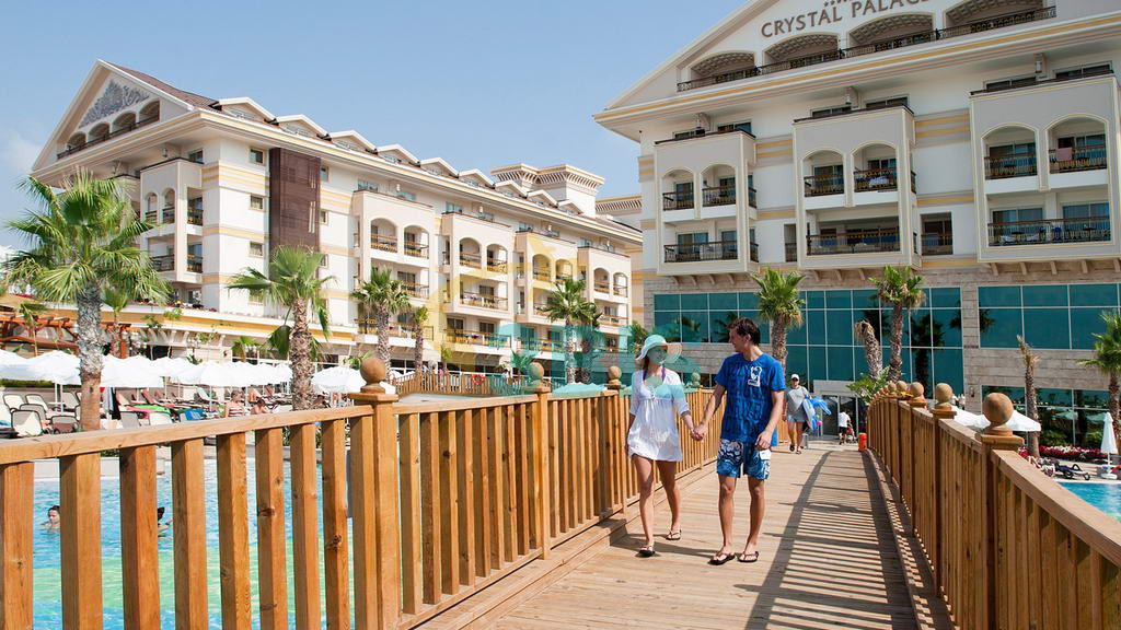 Hotel CRYSTAL PALACE LUXURY RESORT & SPA din Side Oferte și tarife. Birou de Rezervari. Calculează-ți oferta singur, in 2 minute!