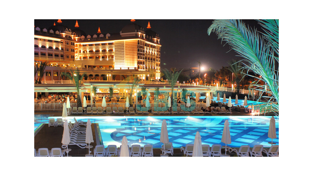 Hotel ROYAL ALHAMBRA PALACE din Side Oferte și tarife. Birou de Rezervari. Calculează-ți oferta singur, in 2 minute!