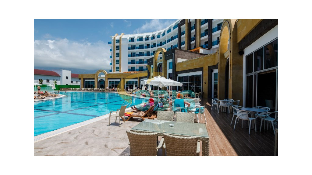 Hotel THE LUMOS DELUXE RESORT HOTEL din Alanya Oferte și tarife. Birou de Rezervari. Calculează-ți oferta singur, in 2 minute!