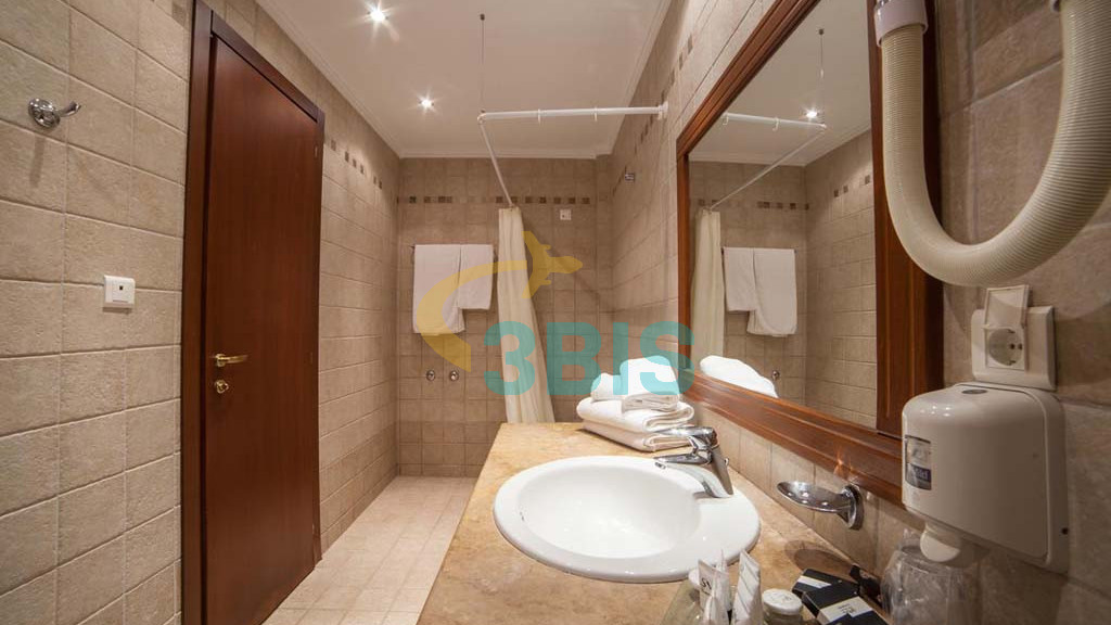 Hotel ALEXANDROS PALACE - OURANOPOLIS din Athos Oferte și tarife. Birou de Rezervari. Calculează-ți oferta singur, in 2 minute!