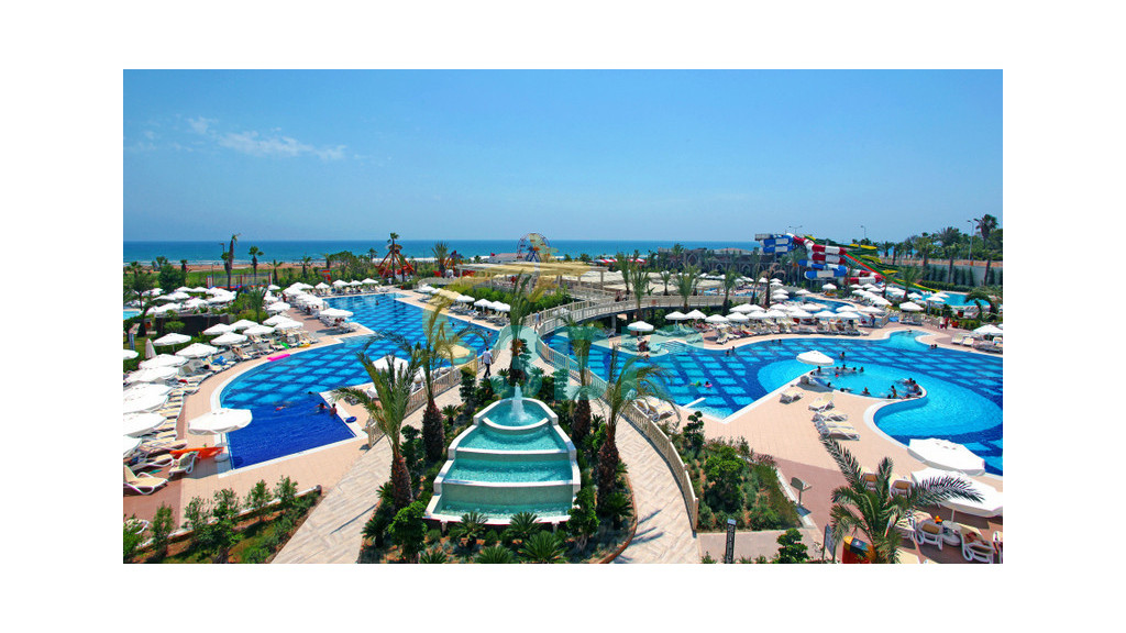 Hotel ROYAL ALHAMBRA PALACE din Side Oferte și tarife. Birou de Rezervari. Calculează-ți oferta singur, in 2 minute!