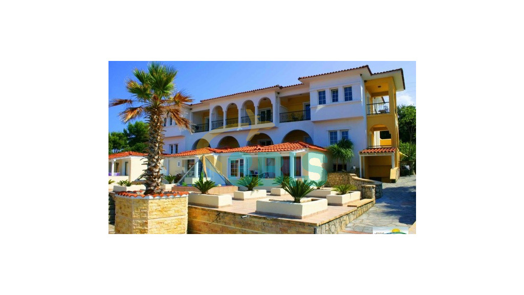 Hotel ARISTOTELES BEACH HOTEL - AFITOS, KASSANDRA din Kasandra. Oferte și tarife. Birou de Rezervari. Calculează-ți oferta singur, in 2 minute!