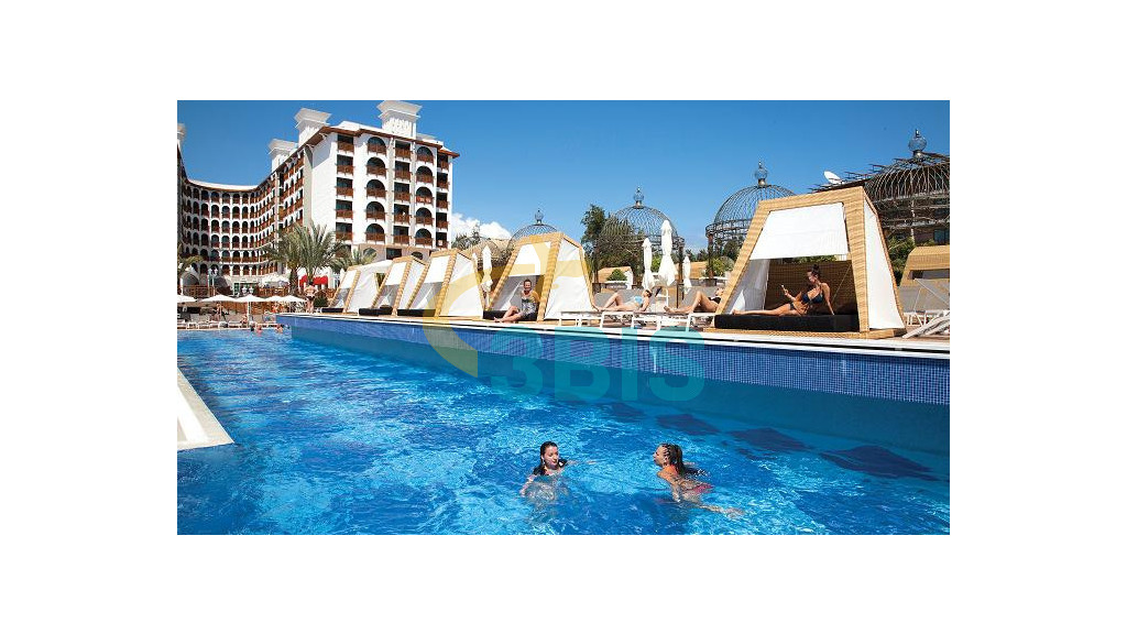 Hotel QUATTRO BEACH SPA & RESORT din Alanya Oferte și tarife. Birou de Rezervari. Calculează-ți oferta singur, in 2 minute!