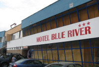 Motel Blue River
